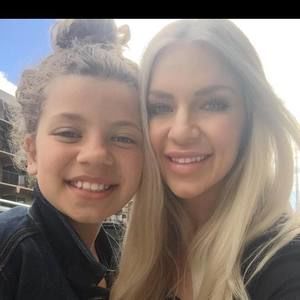 Meet your Posher, Tabi